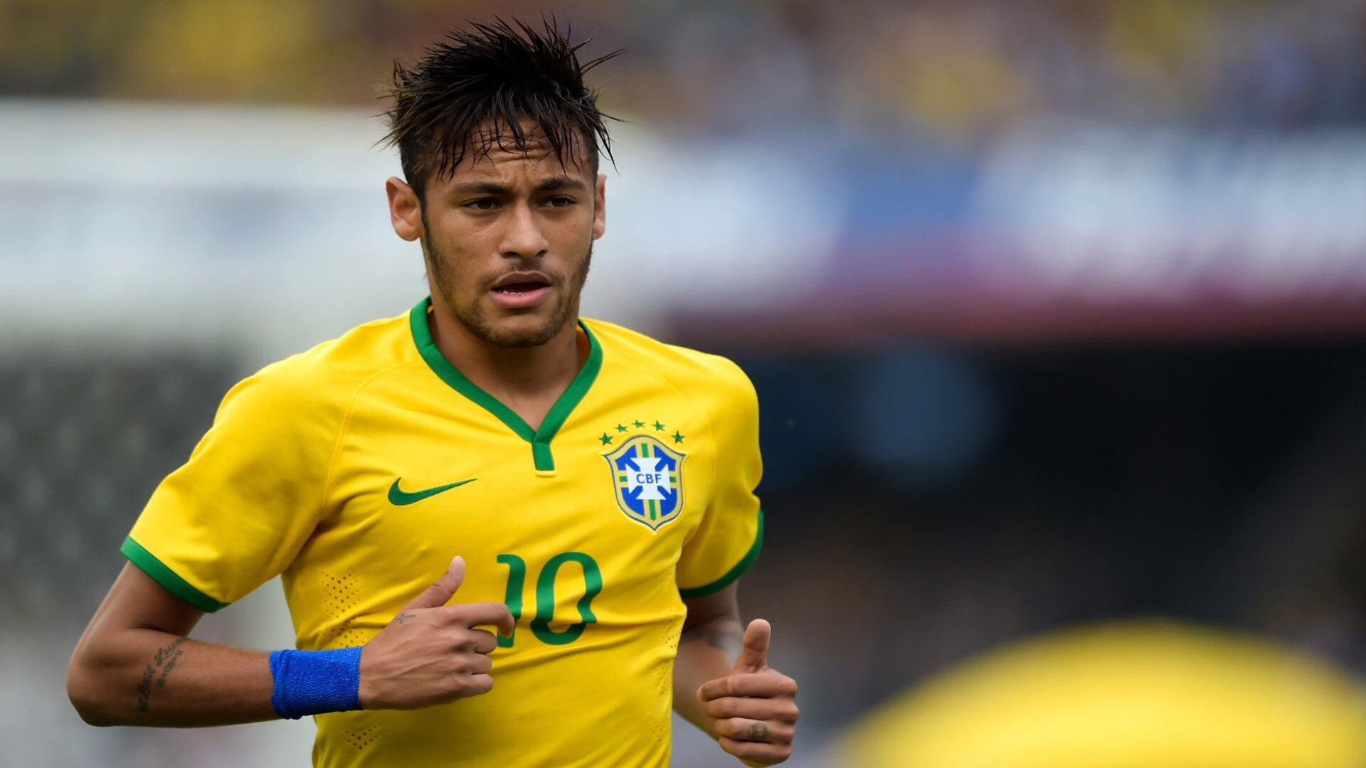 体育新闻中心上线体育赛事多角度直播平台,体育新闻现场直播