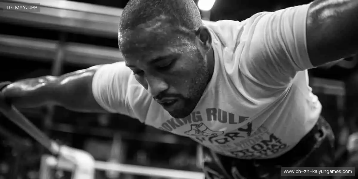 🌟 球星同款周边,把热爱穿在身上,戴在腕间!👕